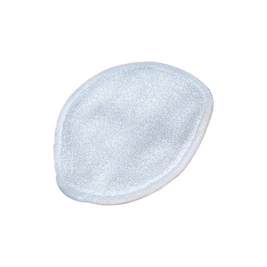 VOUGEA Luxe Reusable Bamboo Cotton Rounds (12-pack) stacked with eco-friendly pouch on neutral background